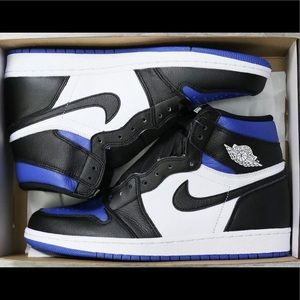 Air Jordan 1 Retro High Royal Toe sz 7y